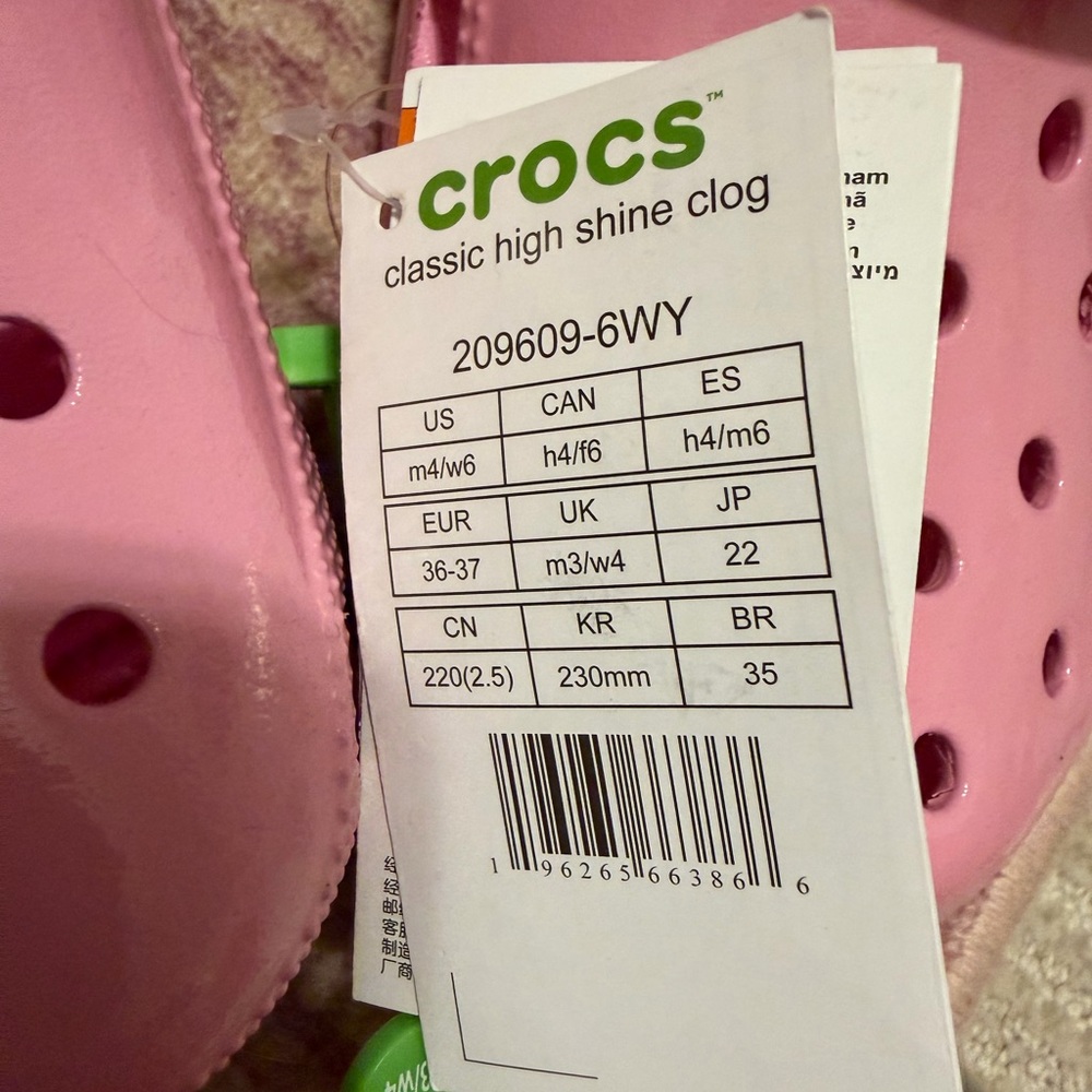 CROCS Women’s 6 M/Y 4 Classic High Shiny Clog Pink NEW - Picture 2 of 4